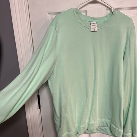 Nike Other - Nike Yoga lightweight sweatshirt, mint green unisex size L ptp 23”, length 28”